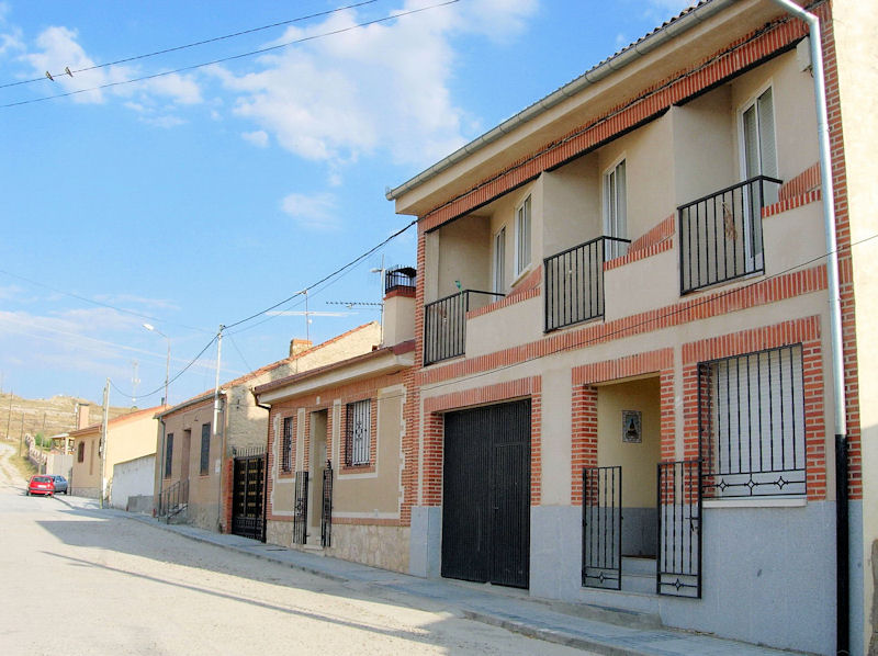 casvictorialor1.jpg (340811 bytes)