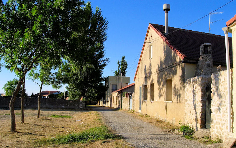 casvictorialor1.jpg (340811 bytes)