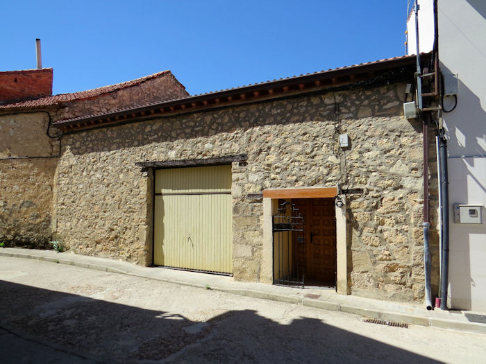 casvictorialor1.jpg (340811 bytes)