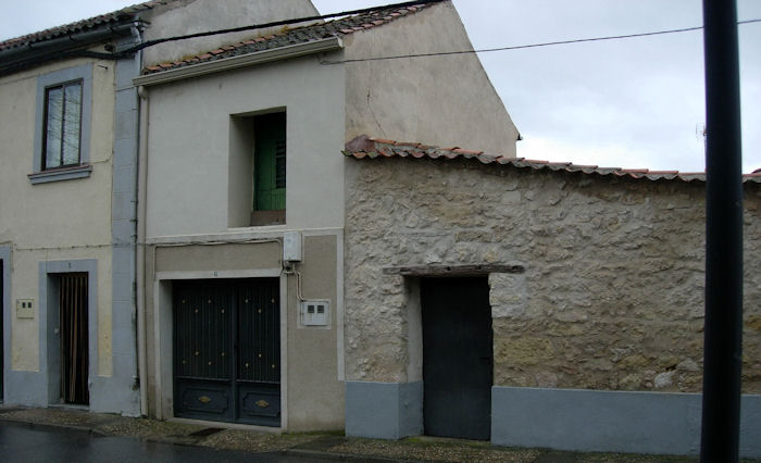 casvictorialor1.jpg (340811 bytes)